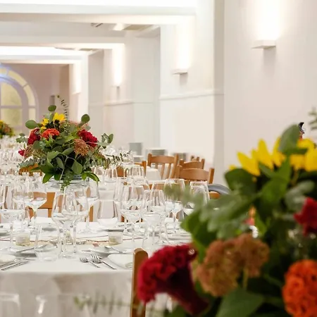 Sdivine Hotel, Congress & Spirituality 4*