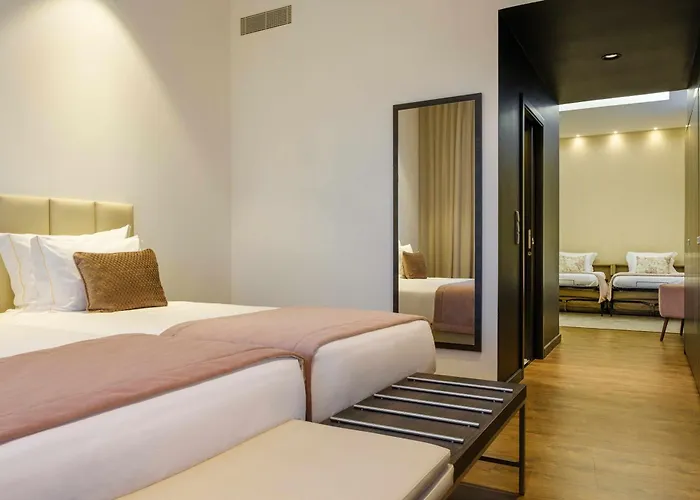 فندق Sdivine Hotel, Congress & Spirituality 4*