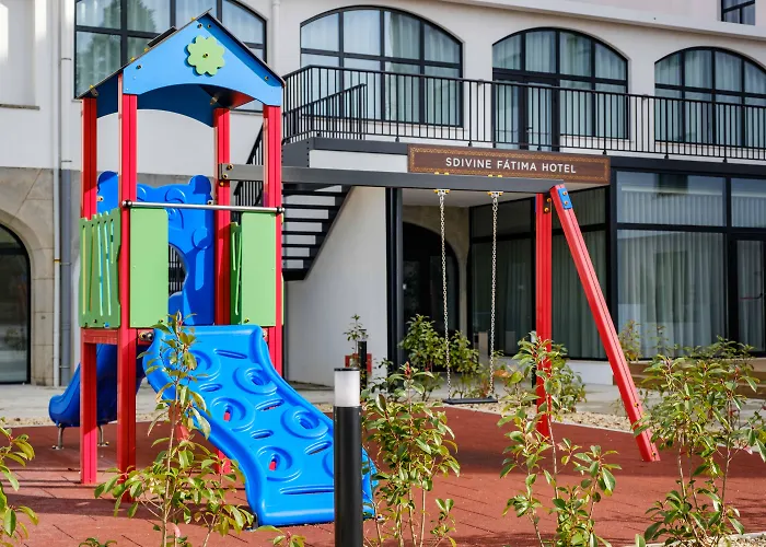 فندق Sdivine Hotel, Congress & Spirituality 4*