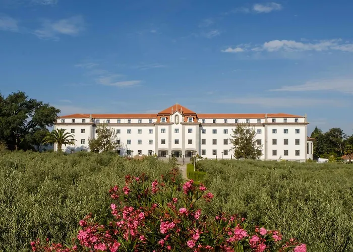 فندق Sdivine Hotel, Congress & Spirituality 4*