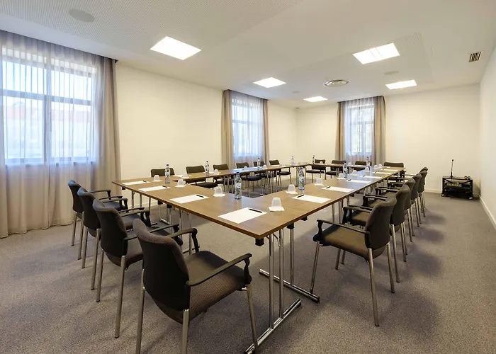 فندق Sdivine Hotel, Congress & Spirituality