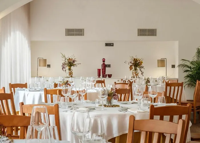 Sdivine Hotel, Congress & Spirituality فندق 4*